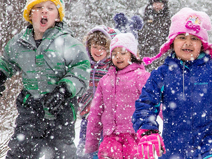 Ausflug mit Kindern - Alter der Kinder: 0 bis 1 Jahre - St. Wolfgang im Salzkammergut - Winterwanderung im Schnee