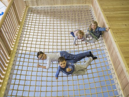 Ausflug mit Kindern - Unterweißbach (Weißbach bei Lofer) - Indoor-Spielbereiche zum Toben in den JUFA Hotels