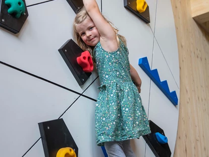 Trip with children - Argenbühl - Indoor-Spielbereiche zum Toben in den JUFA Hotels