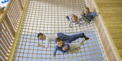 Ausflug mit Kindern - Schiefer - Indoor-Spielbereiche zum Toben in den JUFA Hotels