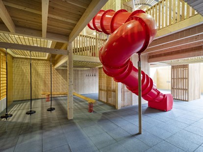 Ausflug mit Kindern - Ausflugsziel ist: ein Familienevent - Nordrhein-Westfalen - Indoor-Spielbereiche zum Toben in den JUFA Hotels