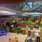 Destination - Spassi Freizeitpark mit vielen Gastro und Spielbereichen 