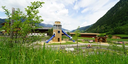 Viaggio con bambini - Reith im Alpbachtal - Aussichtsturm mit Rutsche
"Die wahrscheinliche größte Milchkanne der Welt!" - Erlebnissennerei Zillertal
