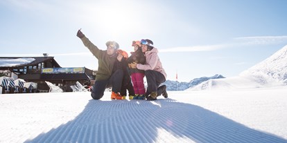 Ausflug mit Kindern - Ausflugsziel ist: ein Skigebiet - PLZ 6020 (Österreich) - Skivergnügen zum greifen nah - nur 15 Minuten ab Innsbruck!