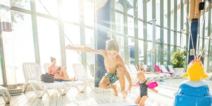 Ausflug mit Kindern - Bad: Schwimmbad - PRIENAVERA Erlebnisbad