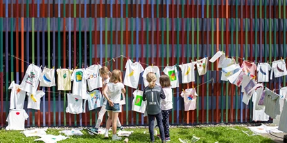 Trip with children - Unterschleißheim - Im Sommer bietet das Museum Brandhorst ein buntes Ferienprogramm für Groß und Klein an. - Museum Brandhorst