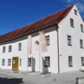 Destination - Museum Erding (Altbau mit angrenzendem modernen Neubau) Foto: Museum Erding - Museum Erding