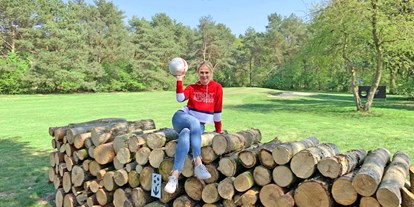 Ausflug mit Kindern - Sportanlage: Fußballplatz - Lüneburger Heide - Holzhindernis - Fussballgolf - Kickgolf in Soltau