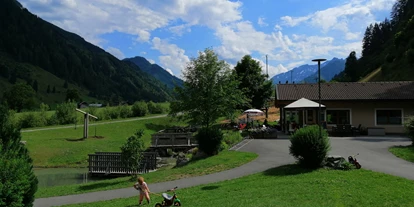 Ausflug mit Kindern - Ausflugsziel ist: ein Spielplatz - Salzburg - Wasserspielplatz Summererpark