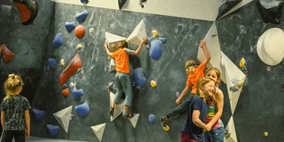 Trip with children - Alter der Kinder: 2 bis 4 Jahre - Leichlingen - Boulderhalle Prisma