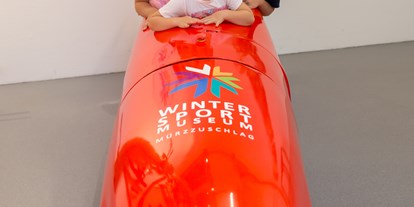 Ausflug mit Kindern - Kinderwagen: vollständig geeignet - Waisenegg - Bobfahrt - WinterSportMuseum Mürzzuschlag