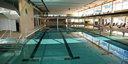 Ausflug mit Kindern - Bad: Schwimmbad - Oberösterreich - Bäder der Stadt Braunau -  Hallenbad & Sauna