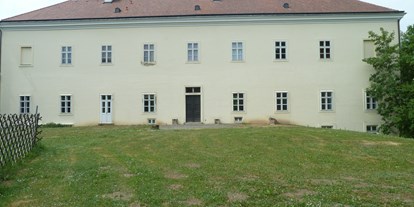 Ausflug mit Kindern - Ausflugsziel ist: ein Museum - Rückseite Schloss - Liechtenstein-Schloss Wilfersdorf