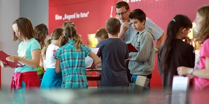 Trip with children - Böhlerwerk - Geschichtsdetektive unterwegs im Museum Ostarrichi - Museum Ostarrichi
