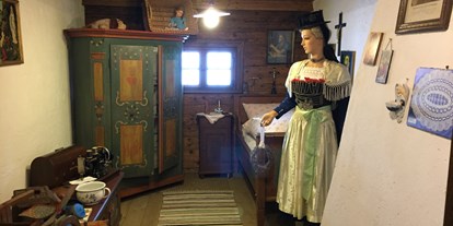 Ausflug mit Kindern - Preisniveau: günstig - Chiemsee - Kuchlkammer - Bauernhausmuseum Rohrdorf im Achentaler Heimathaus
