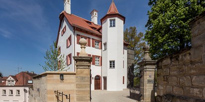 Ausflug mit Kindern - Themenschwerpunkt: Märchen - Wilhelmsdorf (Landkreis Neustadt an der Aisch-Bad Windsheim) - Weißes Schloss Heroldsberg