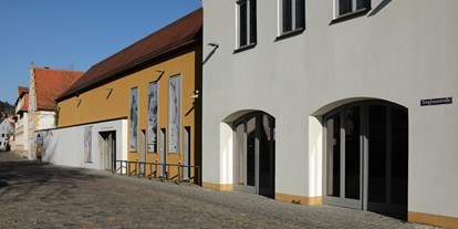 Ausflug mit Kindern - Alter der Kinder: Jugendliche - Oberpfalz - Aussenansicht Stadtmuseum Amberg. Foto: Wolfgang Steinbacher - Stadtmuseum Amberg