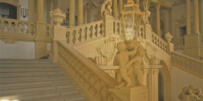 Ausflug mit Kindern - Witterung: Wind - Ebrach - Das großartige Treppenhaus diente als Hintergrund für das barocke Begrüßungszeremoniell - Schloss Weissenstein in Pommersfelden