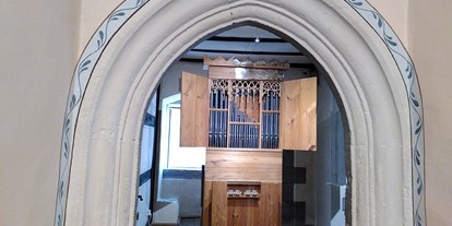 Ausflug mit Kindern - Rödelmaier - Einmalige Rekonstruktion einer Orgel von 1350 - Orgelbaumuseum Schloss Hanstein e. V.