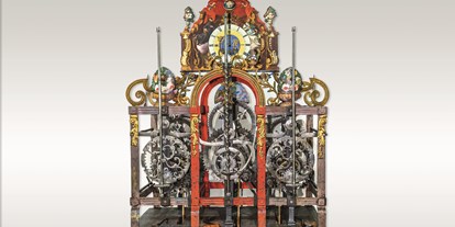 Ausflug mit Kindern - Themenschwerpunkt: Kunst - Deutschland - Konventuhr Johann Capistran Silbernagl (1750) - Schwäbisches Turmuhrenmuseum