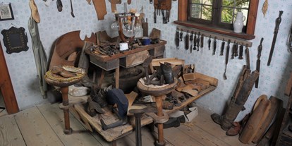 Ausflug mit Kindern - Franken - Schusterstube in den Handwerkerstuben in Feuchtwangen  - Handwerkerstuben
