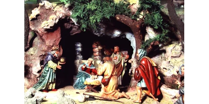 Ausflug mit Kindern - Wickeltisch - Roßhaupten - Geburt Jesu Christi - Isergebirgs-Museum Neugablonz