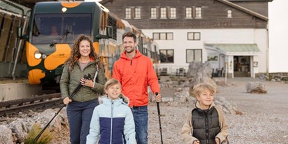 Ausflug mit Kindern - Kinderwagen: halb geeignet - Kirchberg am Wechsel - Schneebergbahn