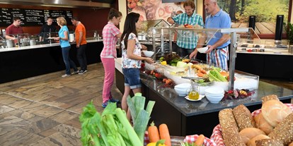 Ausflug mit Kindern - Parkmöglichkeiten - Waldviertel - saisonale und regionale Küche im Gartenrestaurant frisch zubereitet
© Paul Plutsch - Kittenberger Erlebnisgärten