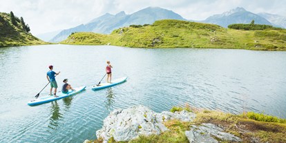 Ausflug mit Kindern - Landschaft: Seen - Österreich - Stand Up Paddeln - Obertauern