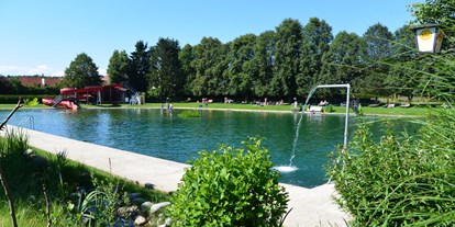 Ausflug mit Kindern - Ausflugsziel ist: ein Spielplatz - Allersdorf im Burgenland / Kljucarevci - Hutterbod Außenansicht - Hutterbod