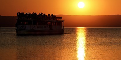 Ausflug mit Kindern - Burgenland - Schifffahrt Neusiedler See, während dem Sonnenuntergang - Neusiedler See