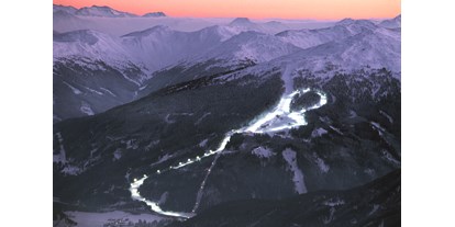 Ausflug mit Kindern - Themen in der Region: Skifahren - Bergeralm im Winter von oben - Wipptal