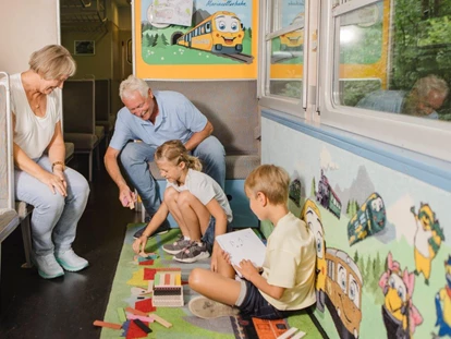 Ausflug mit Kindern - erreichbar mit: Bahn - Pömling - Erlebniszug Ötscherbär
