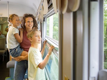 Trip with children - Ausflugsziel ist: eine Bahn - Austria - Erlebniszug Ötscherbär