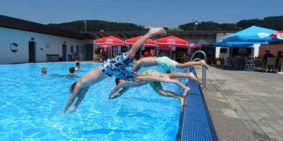 Ausflug mit Kindern - Themenschwerpunkt: Schwimmen - Pömling - Pielachtalbad Rabenstein an der Pielach