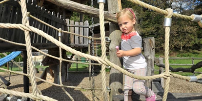 Trip with children - Ausflugsziel ist: ein Spielplatz - Tyrol - Erlebnisspielplatz beim Kaiserhaus in Brandenberg