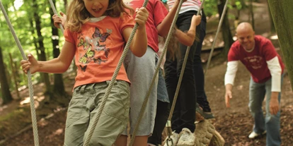 Trip with children - Ausflugsziel ist: ein Streichelzoo - Germany - Wildparadies Tripsdrill