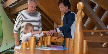 Ausflug mit Kindern - Kinderwagen: großteils geeignet - Schwarzwaldhaus der Sinne