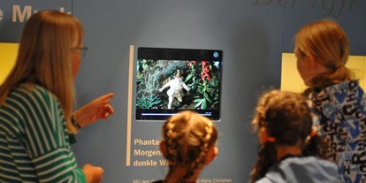 Ausflug mit Kindern - Alter der Kinder: über 10 Jahre - PLZ 72764 (Deutschland) - Wilhelm-Hauff-Museum