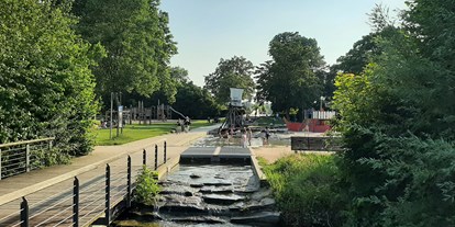 Ausflug mit Kindern - Umgebungsschwerpunkt: Stadt - Ottenhöfen im Schwarzwald - Wasserspielplatz - Der Wasserspielplatz