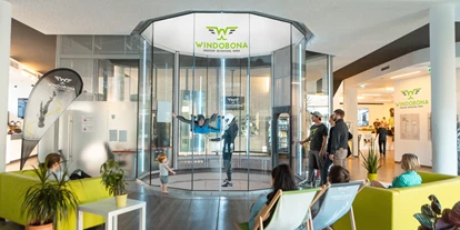 Trip with children - Witterung: Regenwetter - Wien Landstraße - Windobona - Indoor Skydiving