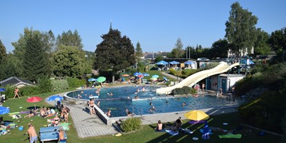 Ausflug mit Kindern - Themenschwerpunkt: Schwimmen - Freidorf (Kefermarkt) - Freibad Reichenthal