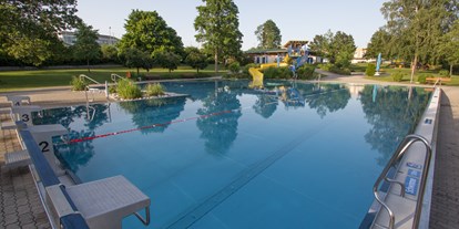 Ausflug mit Kindern - Ausflugsziel ist: ein Bad - Oberösterreich - Freibad Hellmonsödt