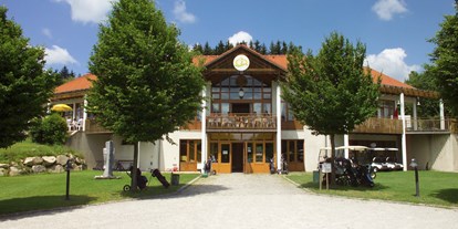 Ausflug mit Kindern - Hinterweißenbach - Verwaltungsgebäude BÖHMERWALDPARK und Seitelschläger GOLFWIRT - Böhmerwaldpark