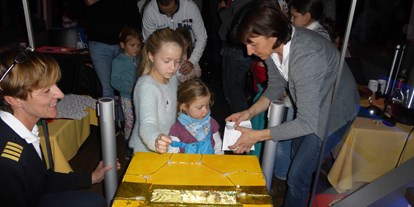 Ausflug mit Kindern - Singham - Wir schreiben ans Christkind am Eventschiff "Herzog Odilo" - Mondsee Schifffahrt Hemetsberger