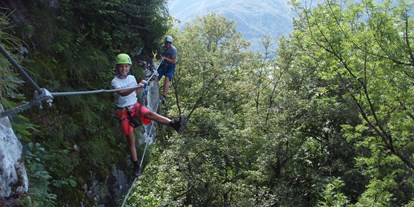 Ausflug mit Kindern - Sportanlage: Bogenparcour - Grünau im Almtal - Klettersteig Burg Altpernstein - Burg Altpernstein