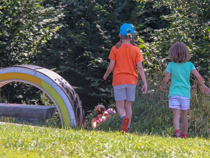 Ausflug mit Kindern - Kinderwagen: vollständig geeignet - Schmiding - IKUNA Naturerlebnispark