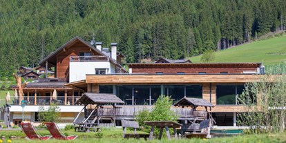 Ausflug mit Kindern - Witterung: Schönwetter - Mühlwald (Trentino-Südtirol) - Eislaufen beim Restaurant Binta Pub