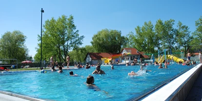 Trip with children - Ausflugsziel ist: ein Bad - Austria - Seebad Mörbisch