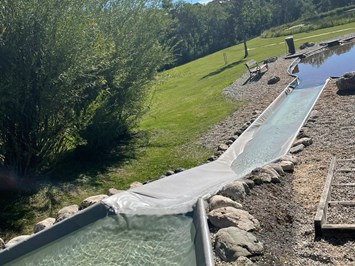 Eberschwanger Naturbad Highlights beim Ausflugsziel Wasserrutsche
